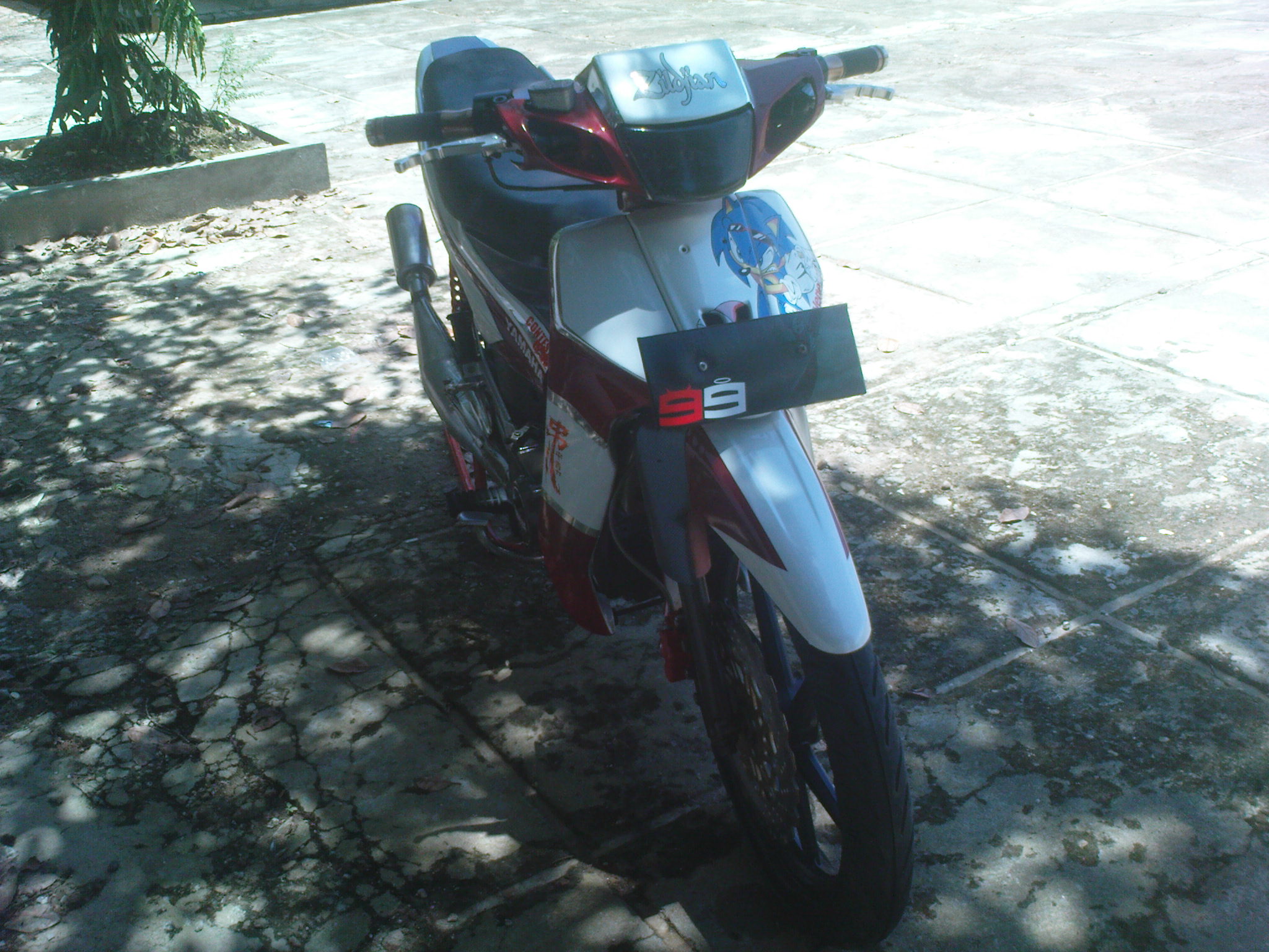 Modifikasi f1zr gaya road race.09